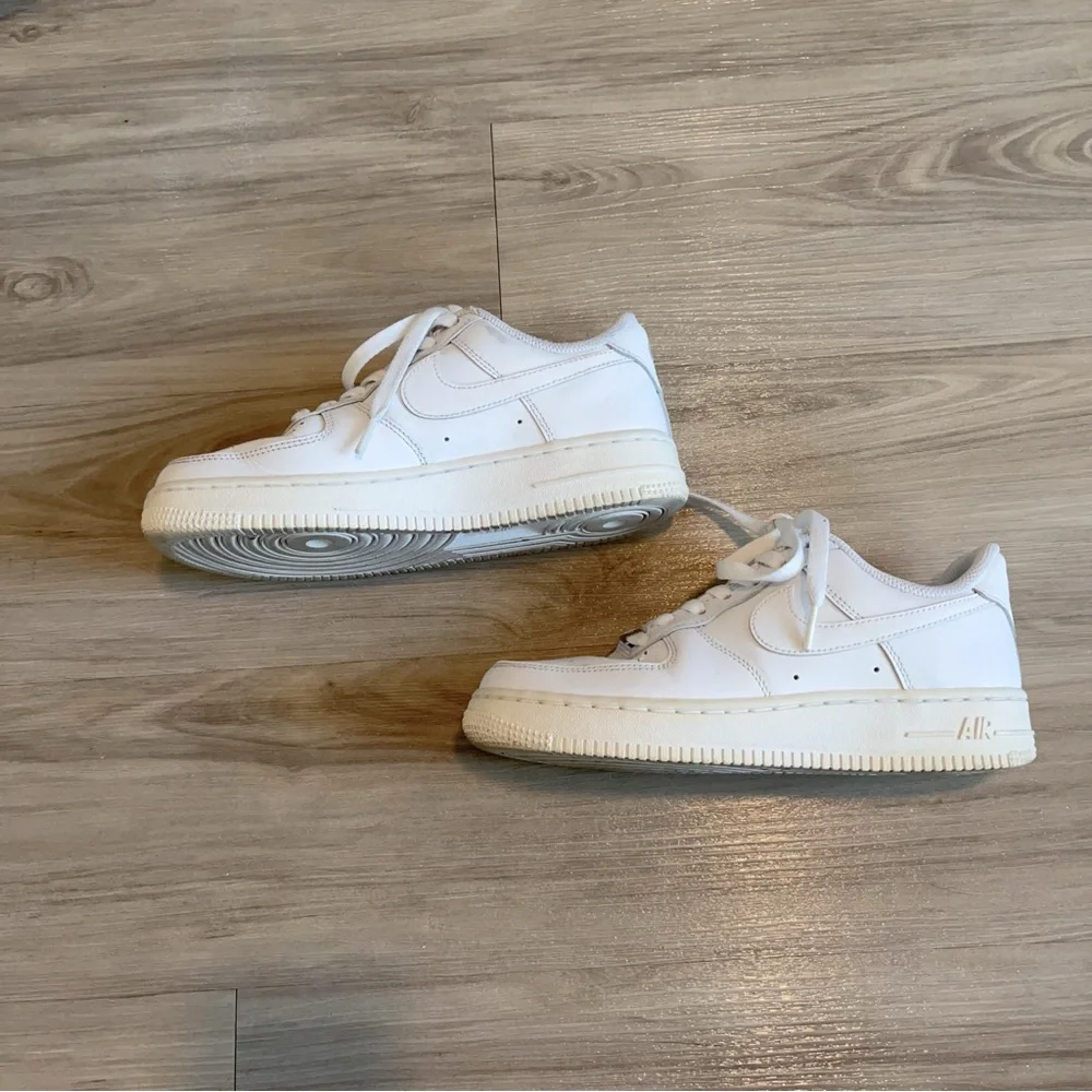 Nike White Air Force 1 Sneakers